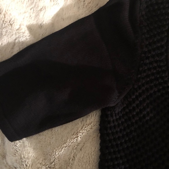 Sweater - Picture 5 of 8